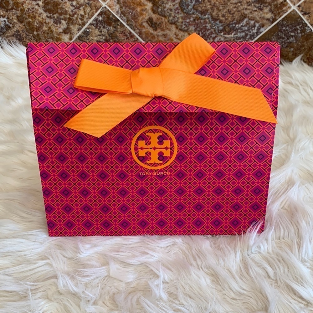 Tory Burch Tile T-Print Medium Pink Purple Paper Shopping Bag